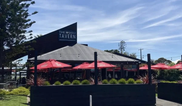 Wooli Tavern